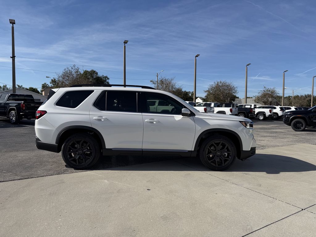 new 2025 Honda Pilot car, priced at $49,265