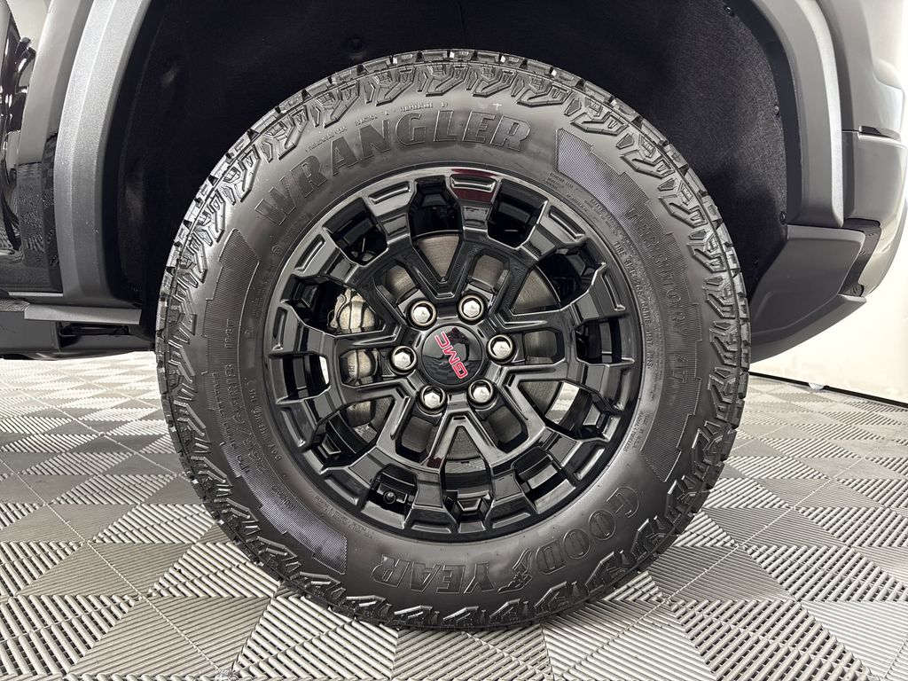 new 2026 GMC Canyon car, priced at $41,575