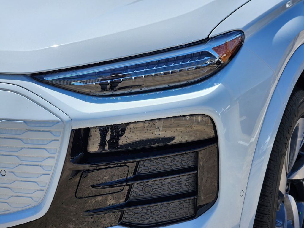 new 2025 Audi e-tron car, priced at $75,085