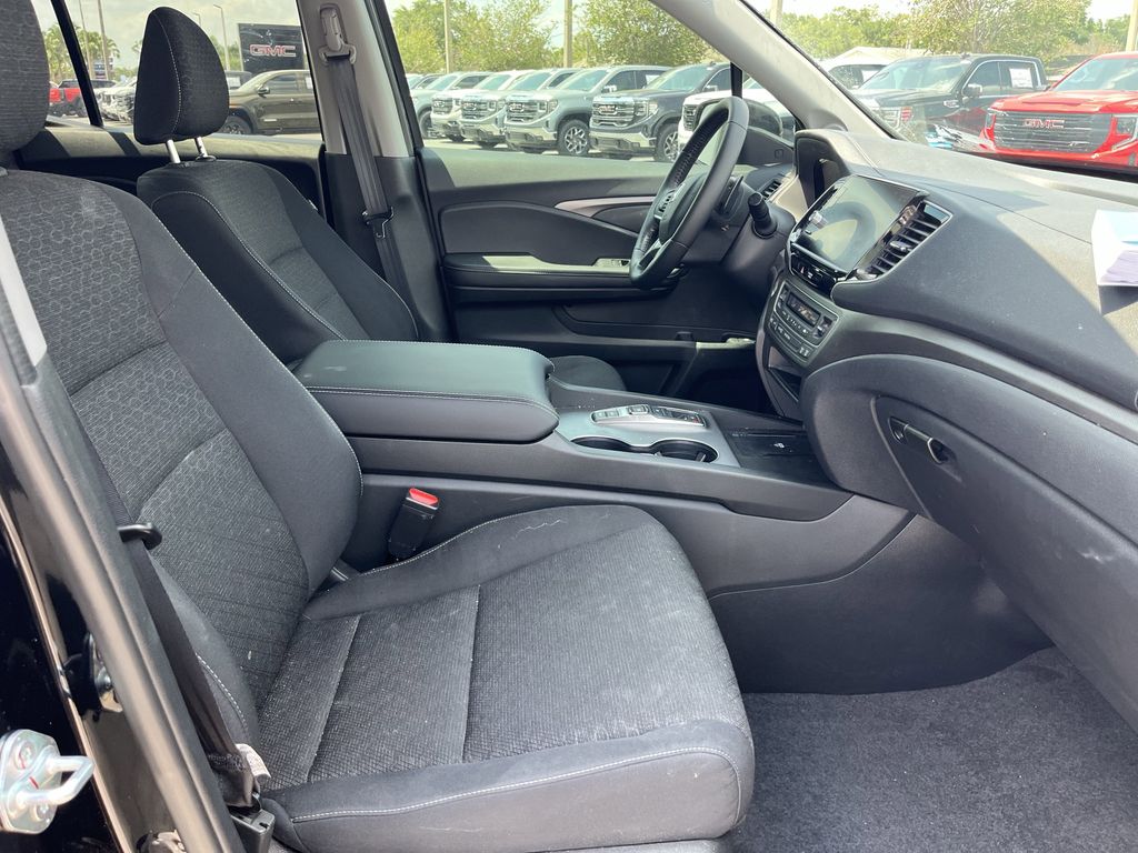 used 2024 Honda Ridgeline car, priced at $34,894