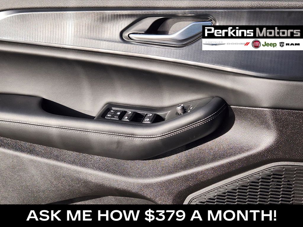 new 2025 Jeep Grand Cherokee car, priced at $36,581