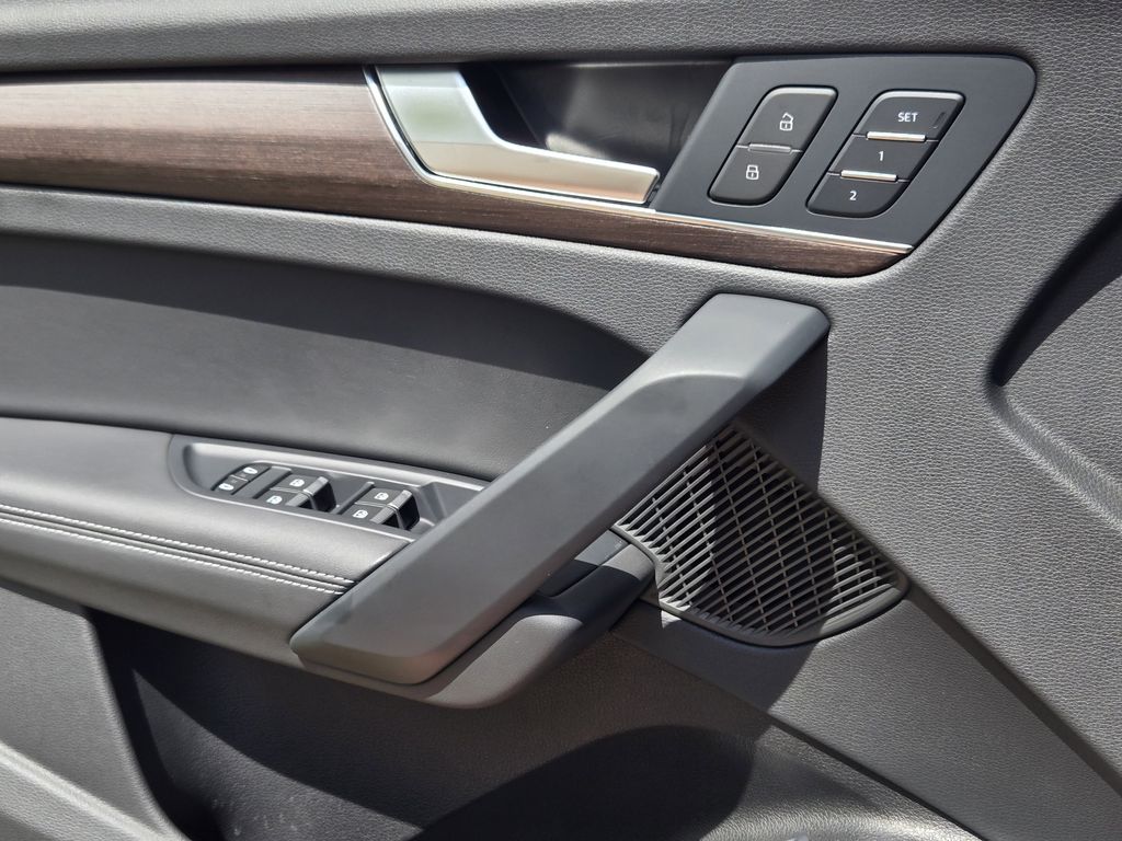 used 2024 Audi Q5 e car, priced at $38,964