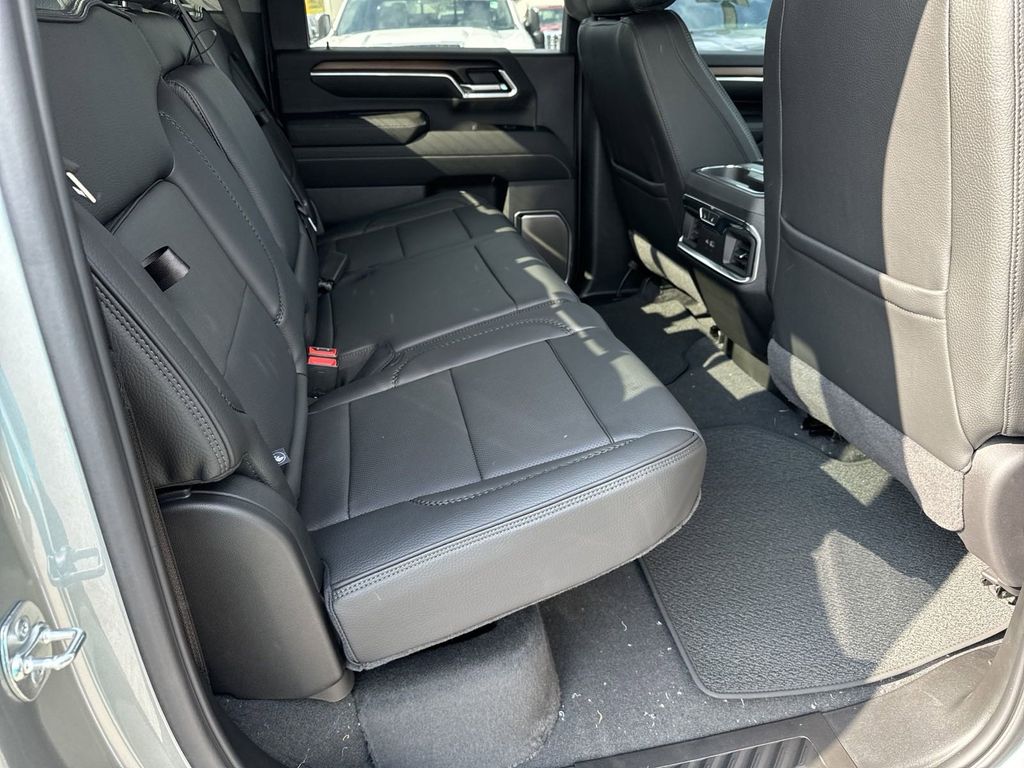 new 2025 GMC Sierra 2500HD car, priced at $86,009