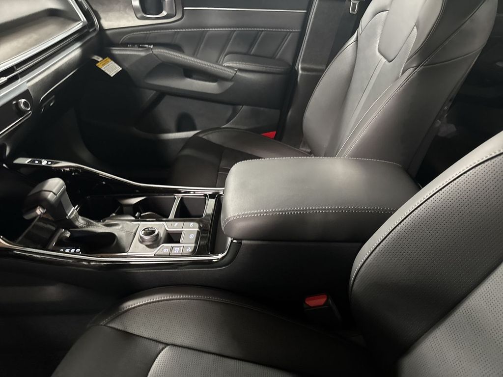 new 2025 Kia Sorento car, priced at $45,775