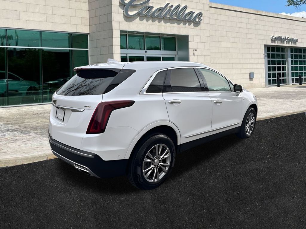 used 2023 Cadillac XT5 car, priced at $32,950