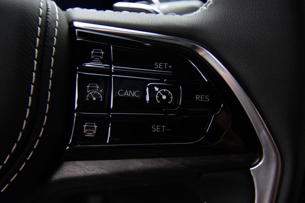 new 2025 Jeep Grand Cherokee car, priced at $55,520