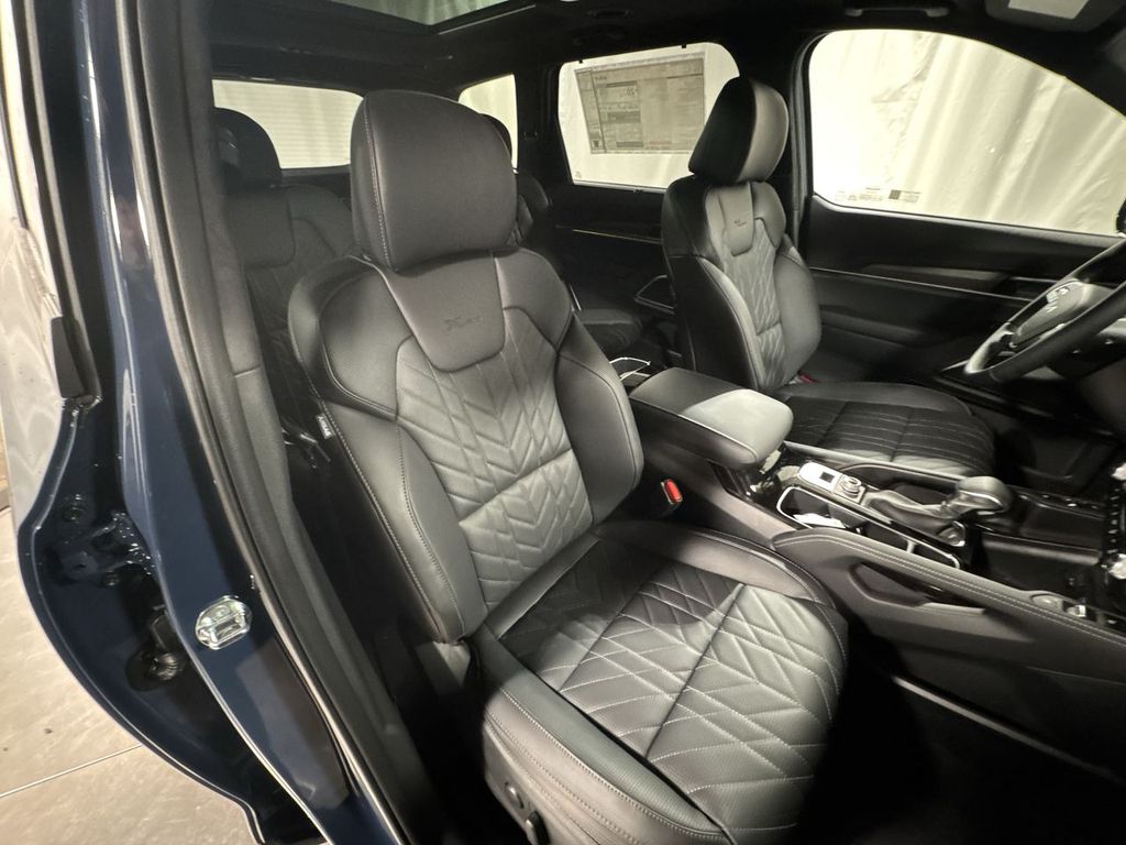 new 2025 Kia Telluride car, priced at $53,877