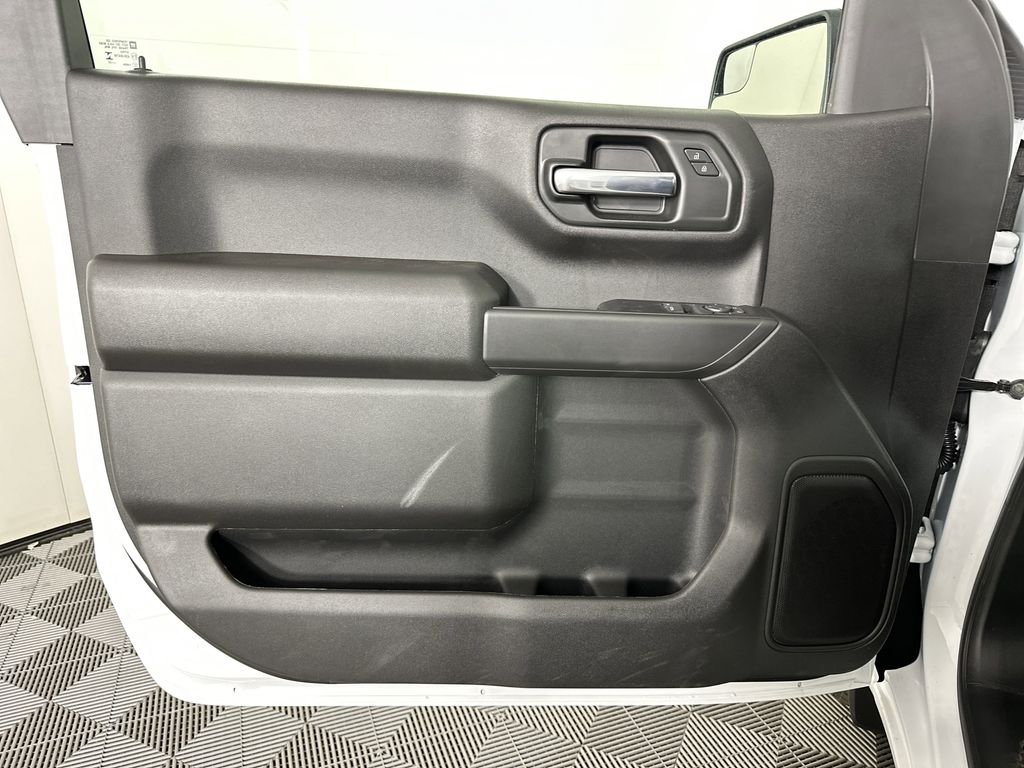 new 2025 GMC Sierra 1500 car, priced at $34,145