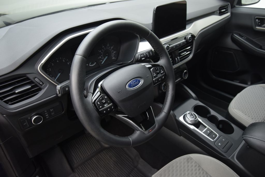 used 2022 Ford Escape car, priced at $23,700