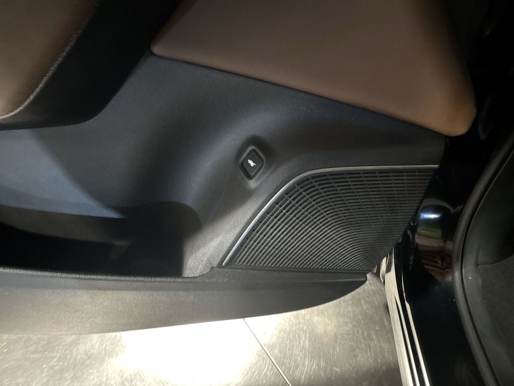 used 2023 Acura MDX car, priced at $46,183