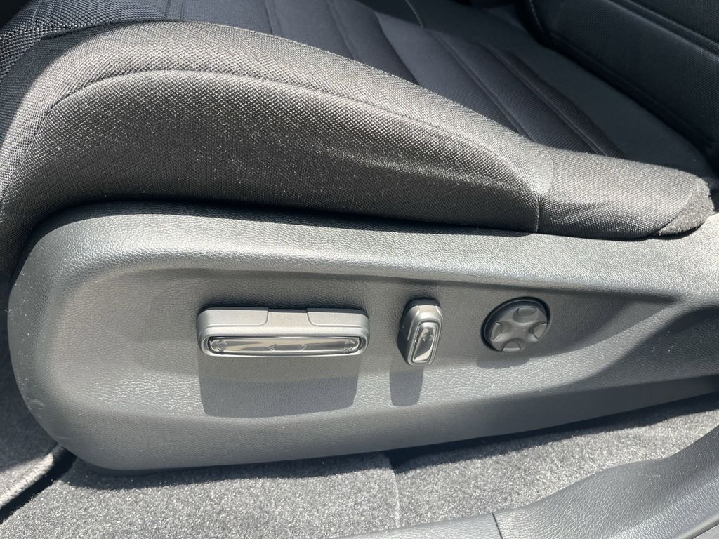 used 2022 Honda CR-V car, priced at $26,491