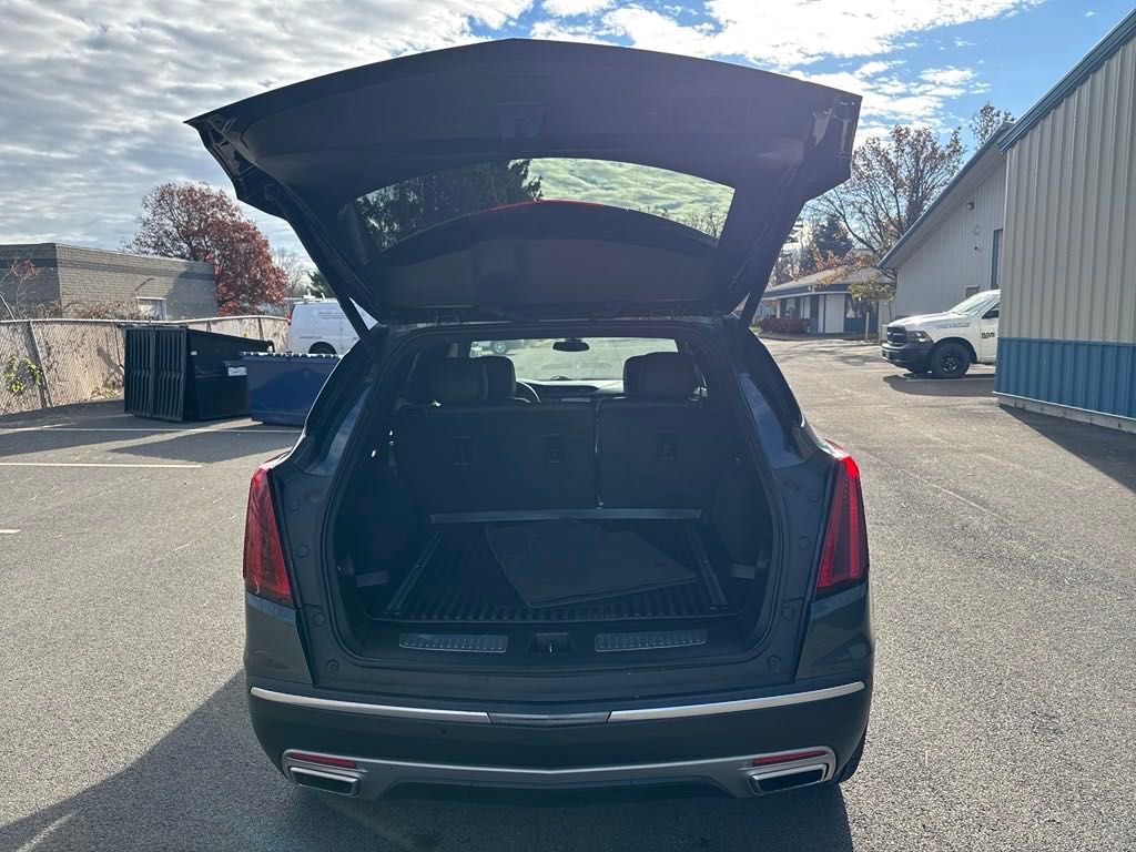 used 2021 Cadillac XT5 car, priced at $32,350