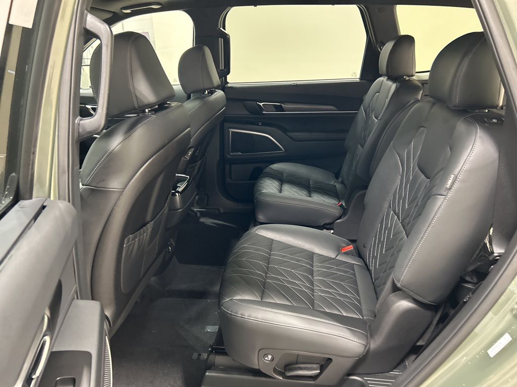 new 2025 Kia Telluride car, priced at $46,730