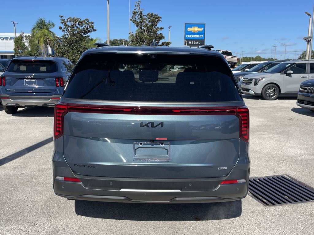 new 2026 Kia Carnival Hybrid car, priced at $52,521