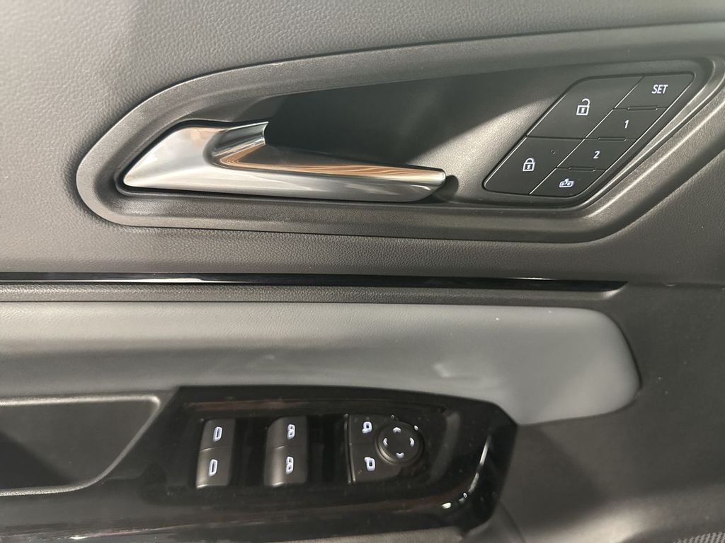 new 2025 Honda Prologue car, priced at $56,605