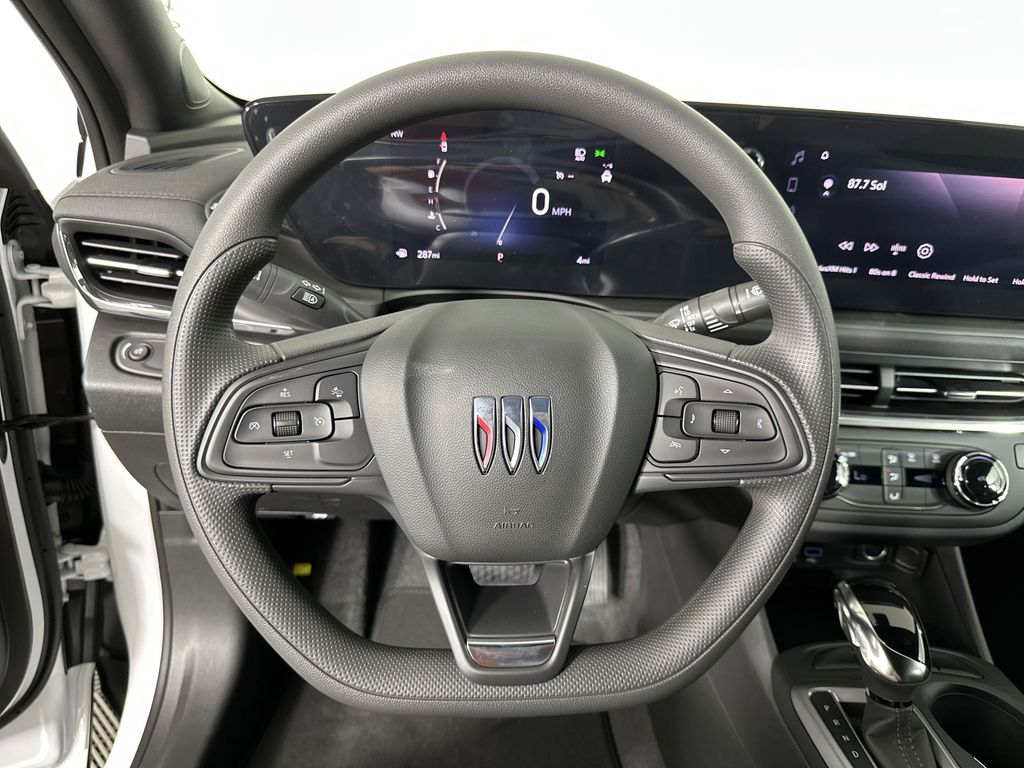 new 2025 Buick Envista car, priced at $24,695