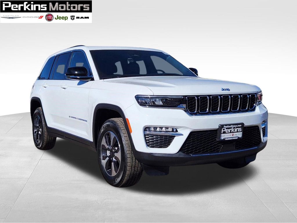 new 2025 Jeep Grand Cherokee car, priced at $53,269