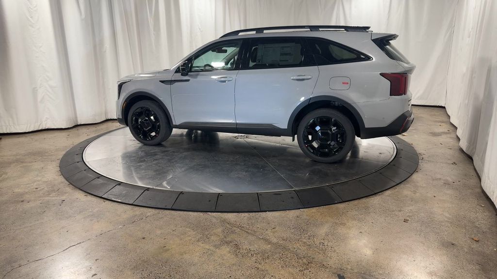 new 2025 Kia Sorento car, priced at $45,775
