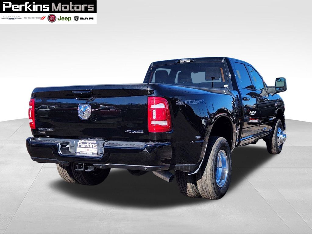 new 2024 Ram 3500 car, priced at $72,194