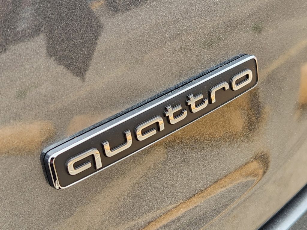 new 2025 Audi Q5 e car, priced at $69,385