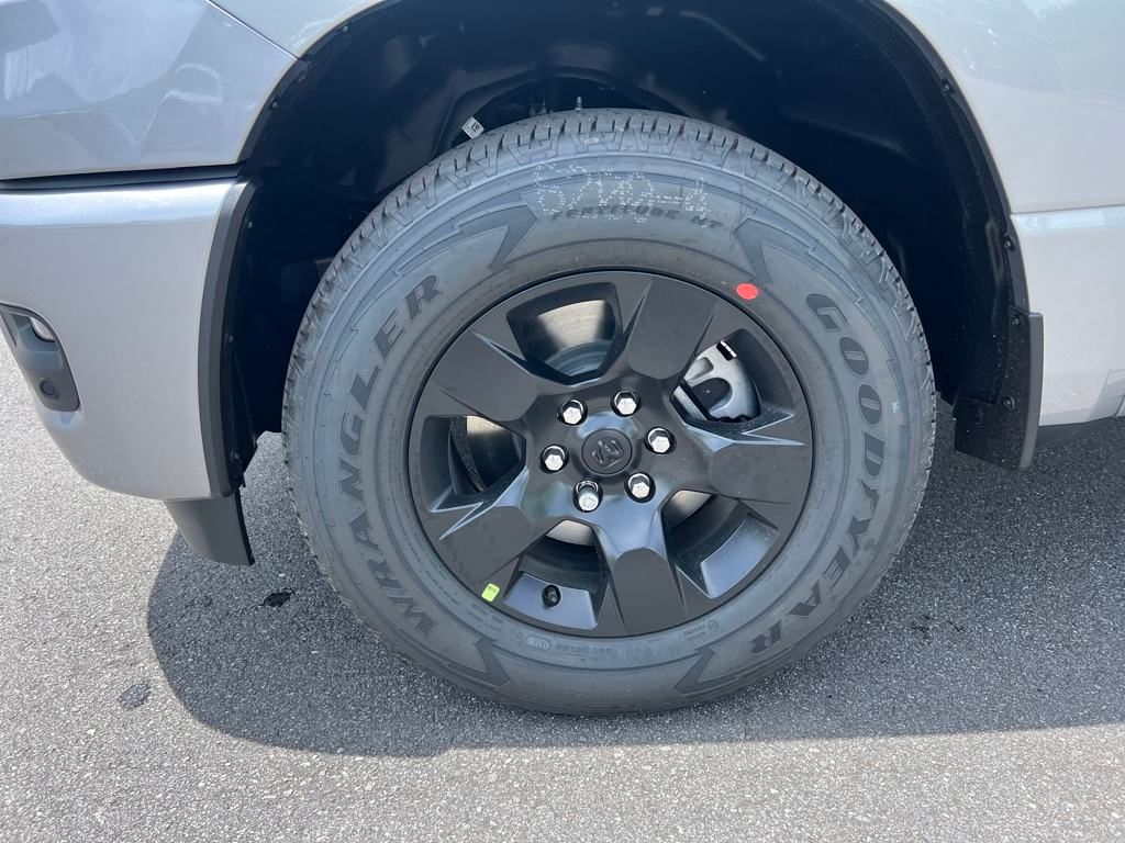new 2025 Ram 1500 car, priced at $46,990