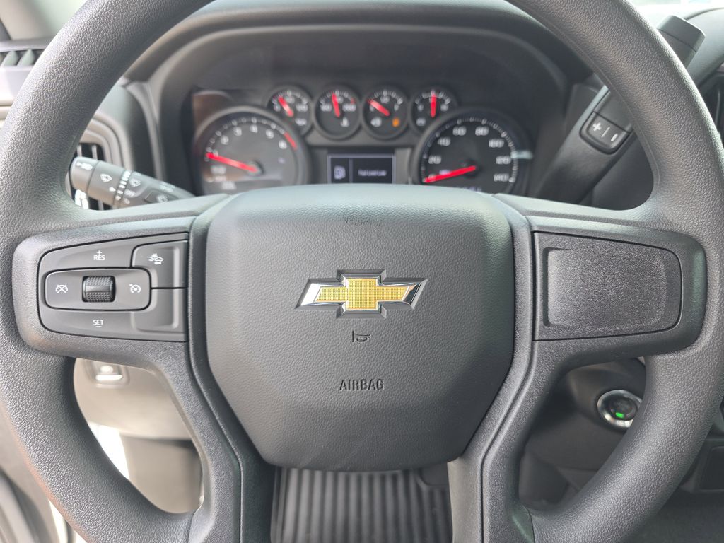 new 2025 Chevrolet Silverado 1500 car, priced at $39,077
