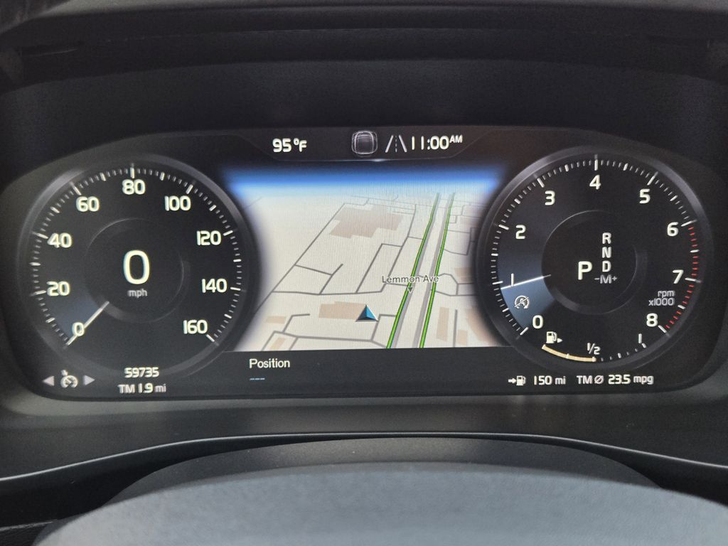 used 2021 Volvo XC40 car, priced at $22,862