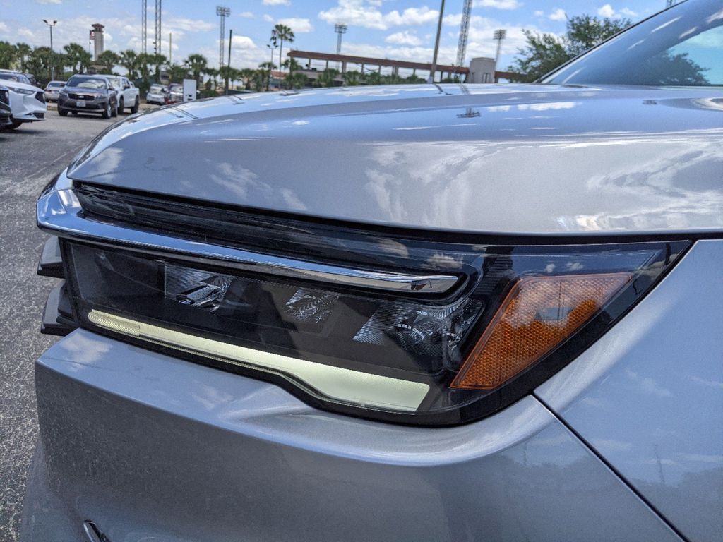 new 2025 Honda Pilot car, priced at $43,195