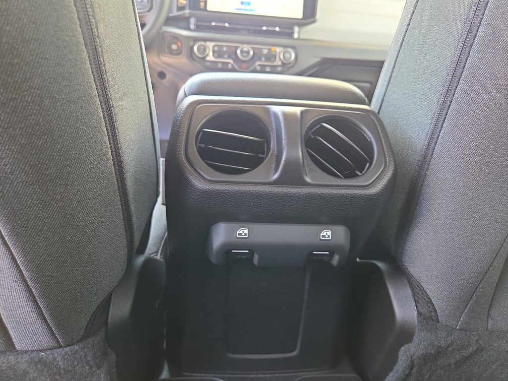 new 2025 Jeep Gladiator car, priced at $47,641