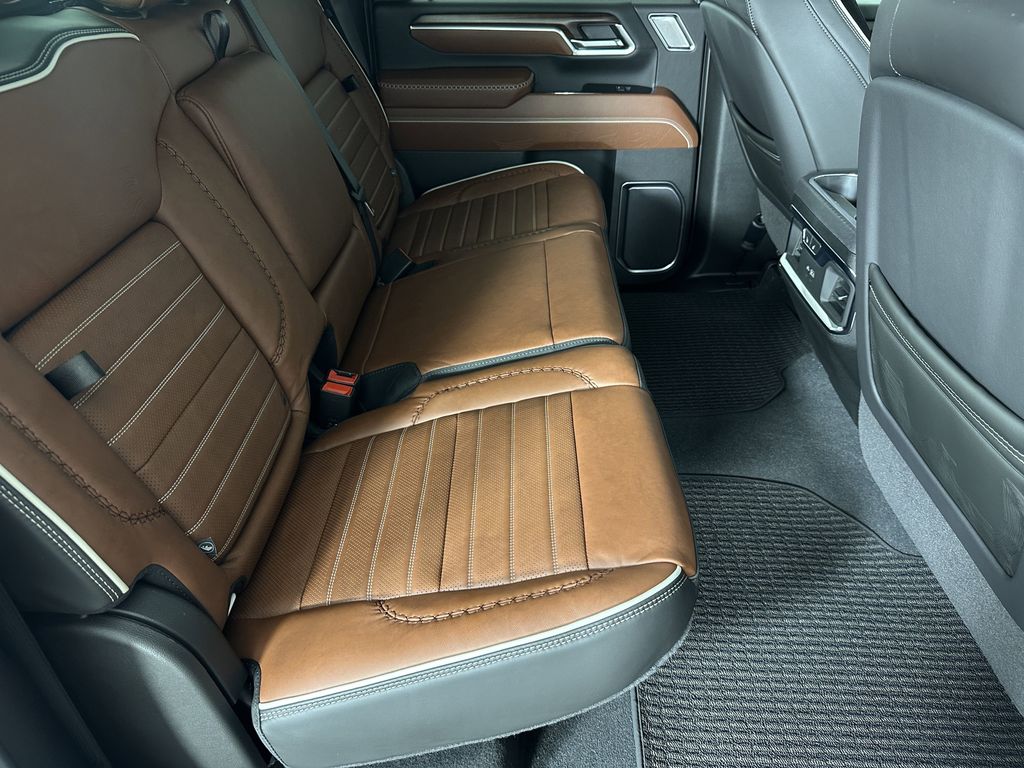 new 2025 GMC Sierra 2500HD car, priced at $93,552