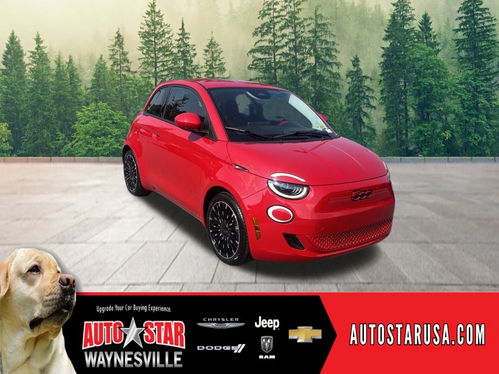 new 2024 FIAT 500e car