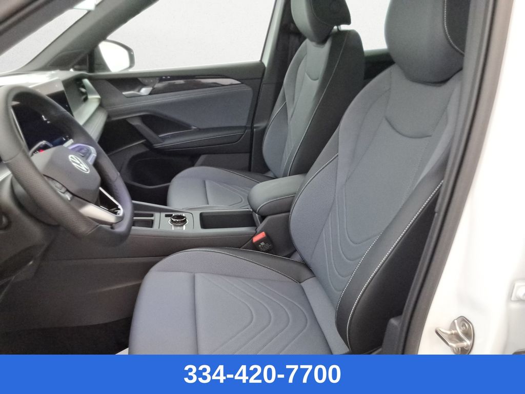 new 2025 Volkswagen Tiguan car, priced at $39,540
