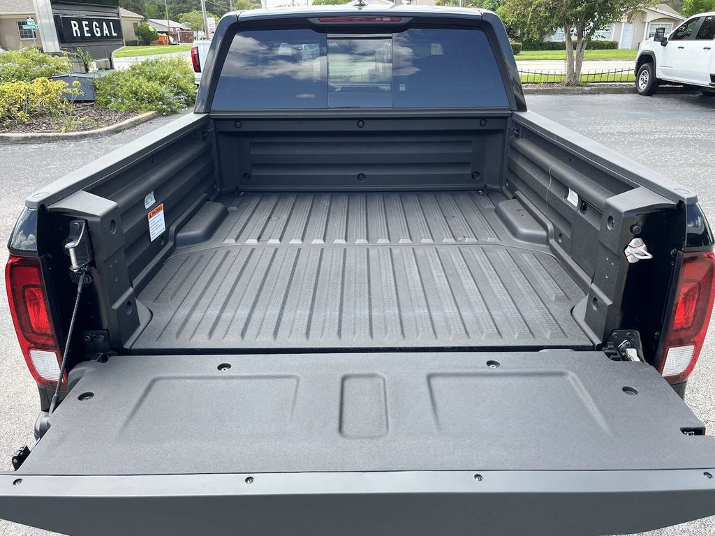 new 2025 Honda Ridgeline car, priced at $42,348