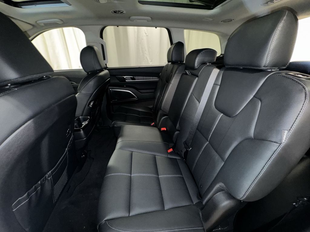 new 2025 Kia Telluride car, priced at $48,456