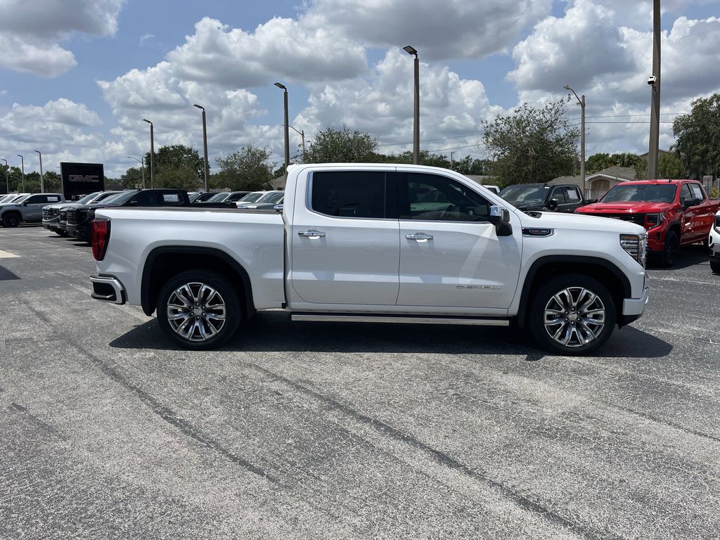 new 2025 GMC Sierra 1500 car, priced at $75,498