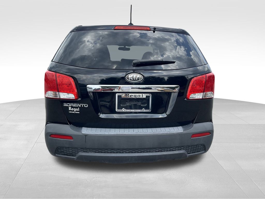 used 2013 Kia Sorento car, priced at $7,993