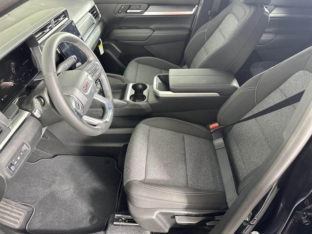 new 2025 GMC Terrain car, priced at $28,890