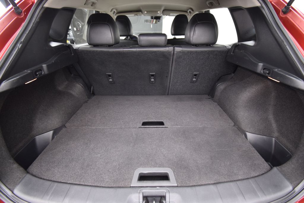used 2020 Nissan Rogue Sport car, priced at $15,000