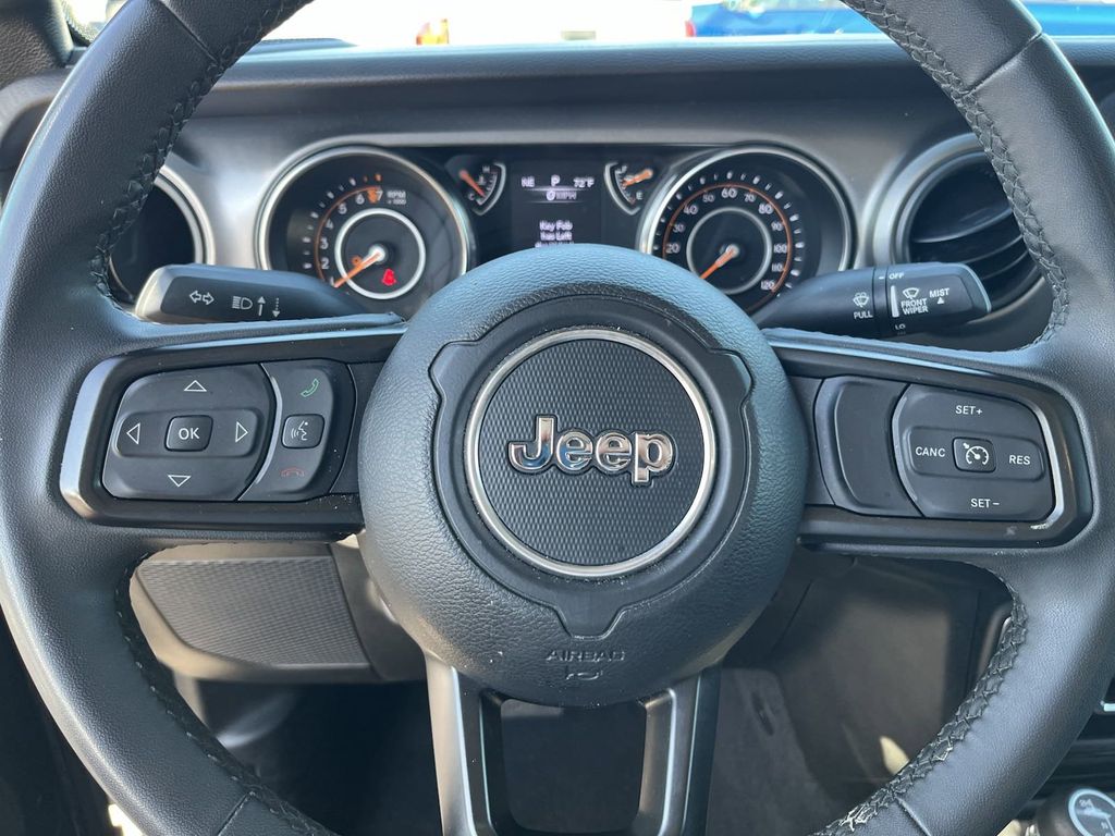 used 2023 Jeep Gladiator car, priced at $27,293