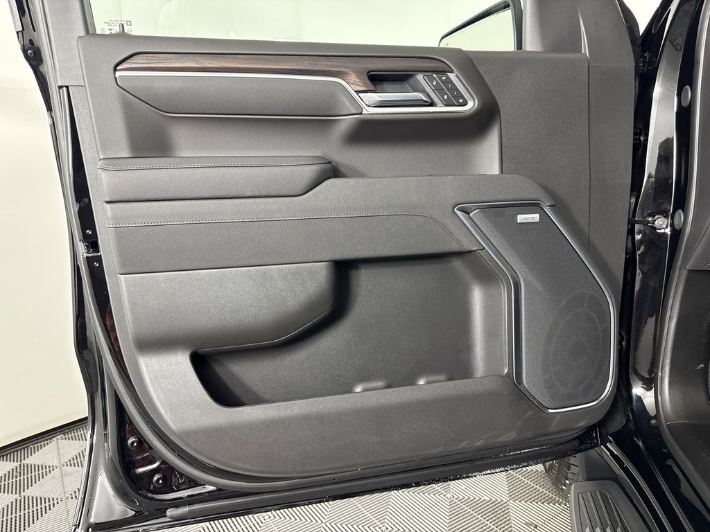 new 2025 GMC Sierra 1500 car, priced at $58,119