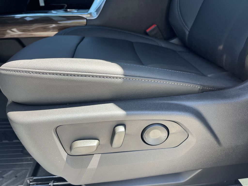 new 2025 Chevrolet Silverado 2500HD car, priced at $65,533