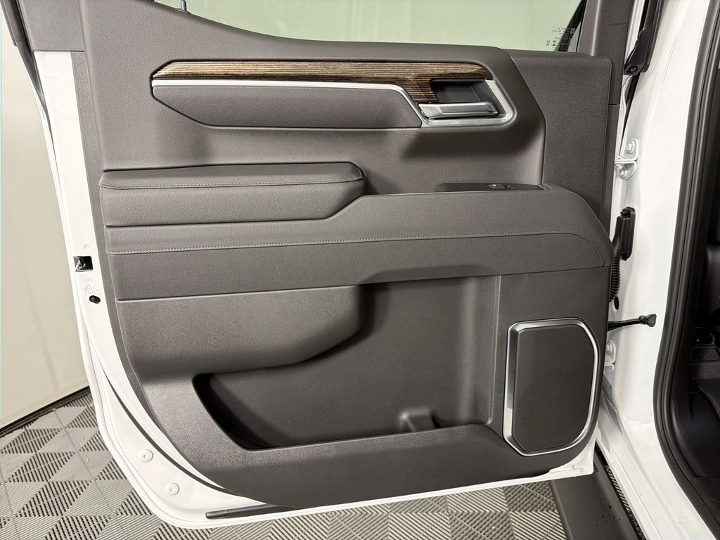 new 2026 GMC Sierra 1500 car, priced at $61,600