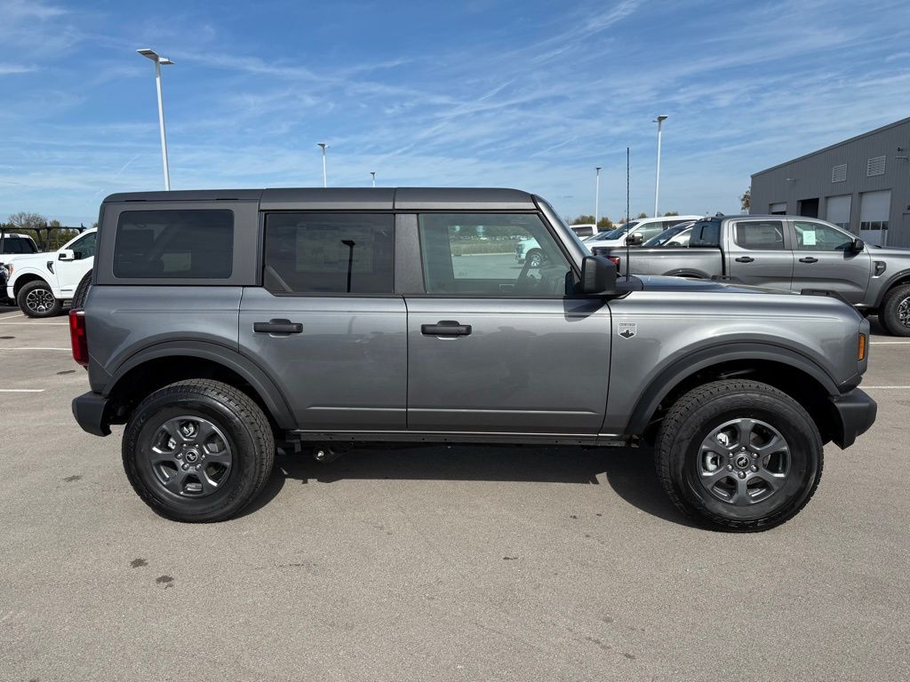 new 2024 Ford Bronco car, priced at $44,098