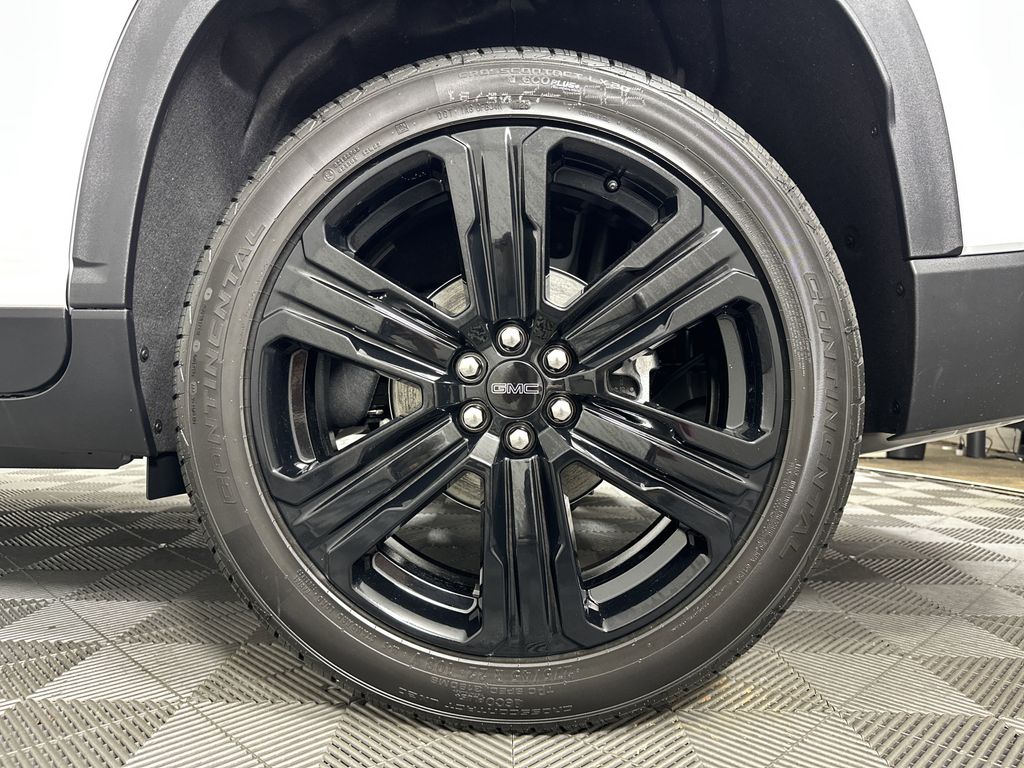 new 2025 GMC Acadia car, priced at $49,830