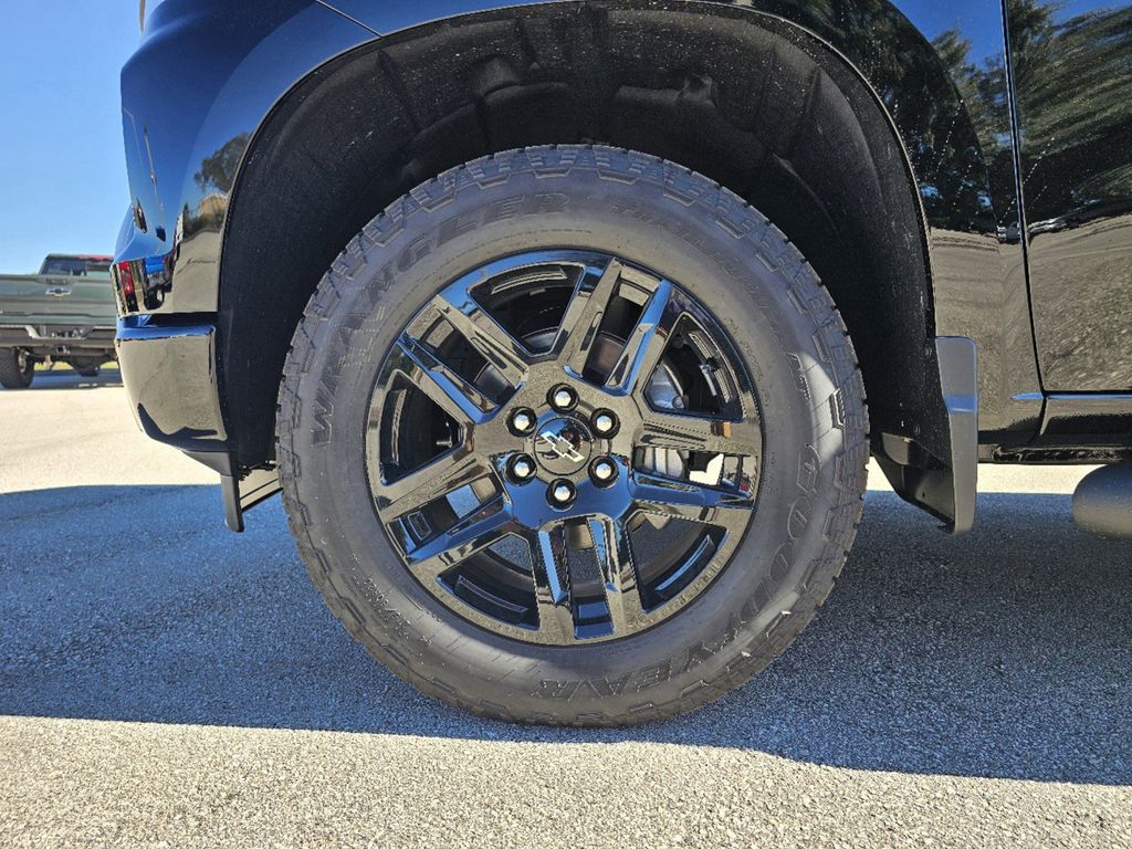 new 2025 Chevrolet Silverado 1500 car, priced at $45,444