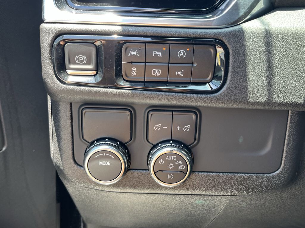 new 2025 GMC Yukon XL car, priced at $86,285