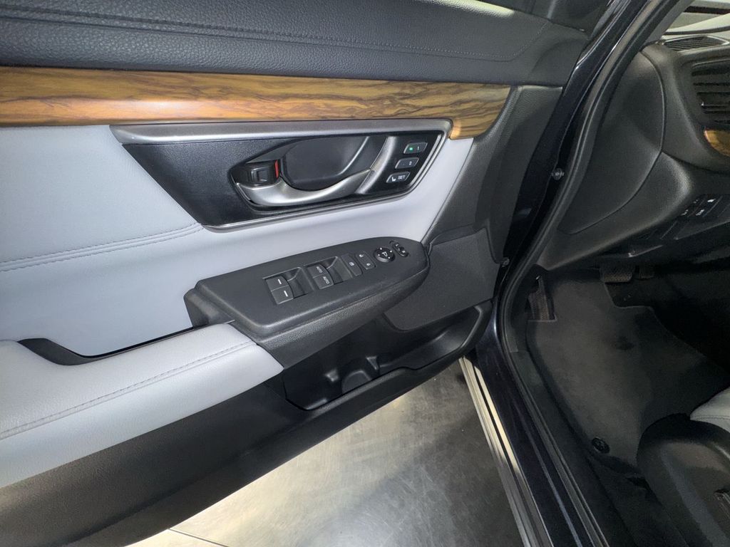 used 2018 Honda CR-V car, priced at $21,967