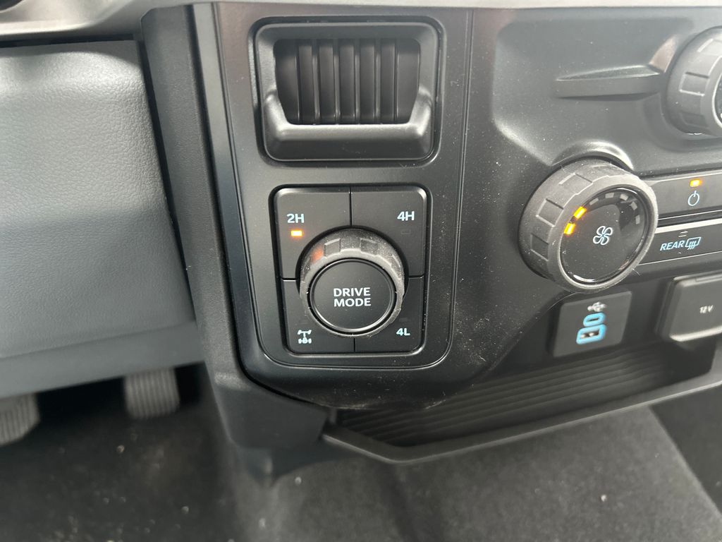 new 2025 Ford F-250SD car, priced at $69,520