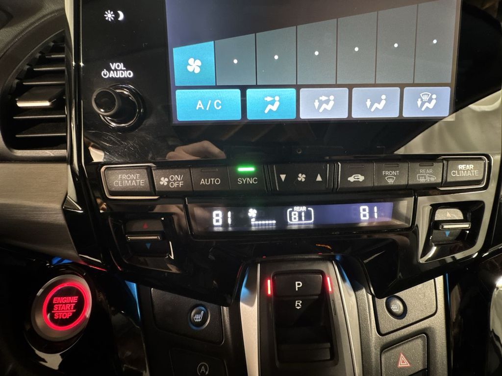 used 2023 Honda Odyssey car, priced at $36,382