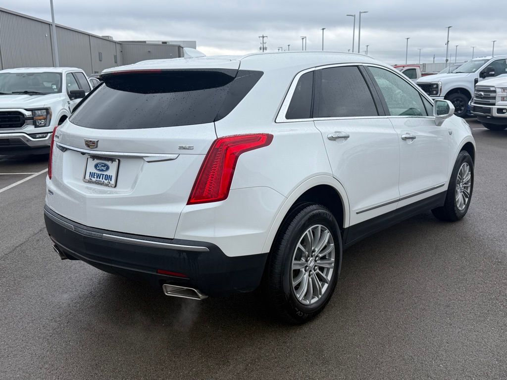 used 2018 Cadillac XT5 car, priced at $15,777